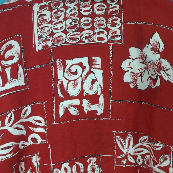 Modern Essentials Woman Hawaiian Shirt, Red, Size 20W, Made in U.S.A. - Picture 3 of 4